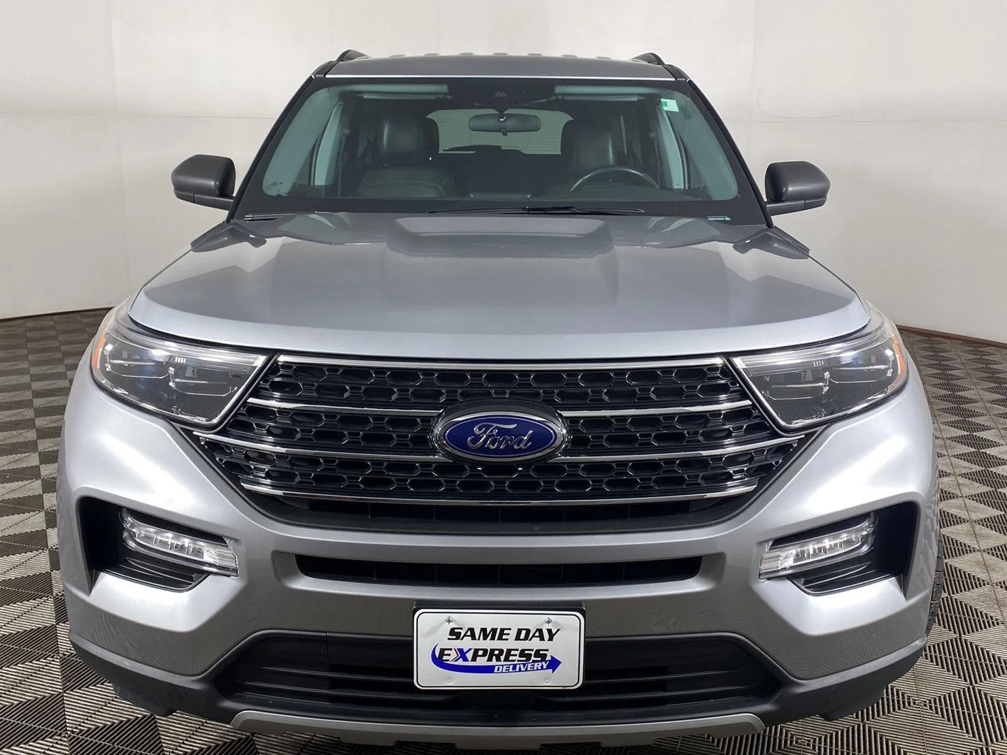 Used 2023 Silver Metallic Ford XLT image 23