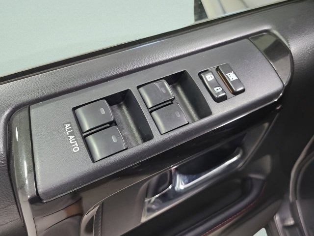 Used 2018 Magnetic Gray Metallic Toyota TRD Off Road Premium image 18
