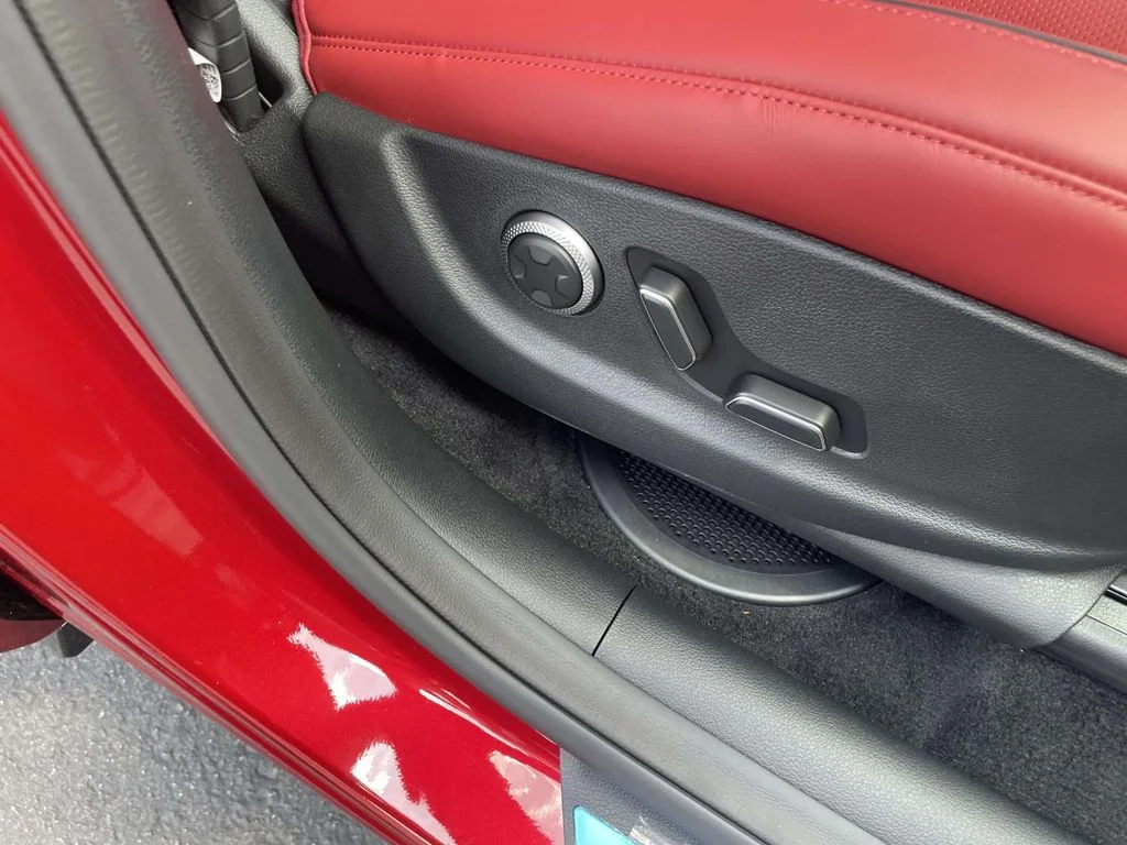 New 2026 Red Genesis 3.5T e-SC image 30