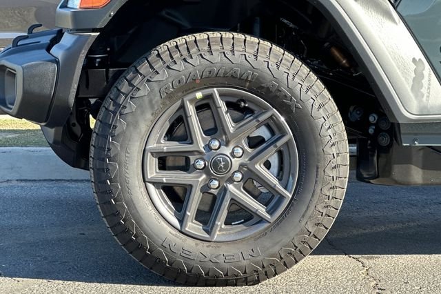 New 2026 Anvil Clear-Coat Exterior Paint Jeep Sport S image 24