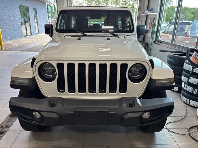 Used 2022 Bright White Clearcoat Jeep Unlimited Sahara Altitude image 2