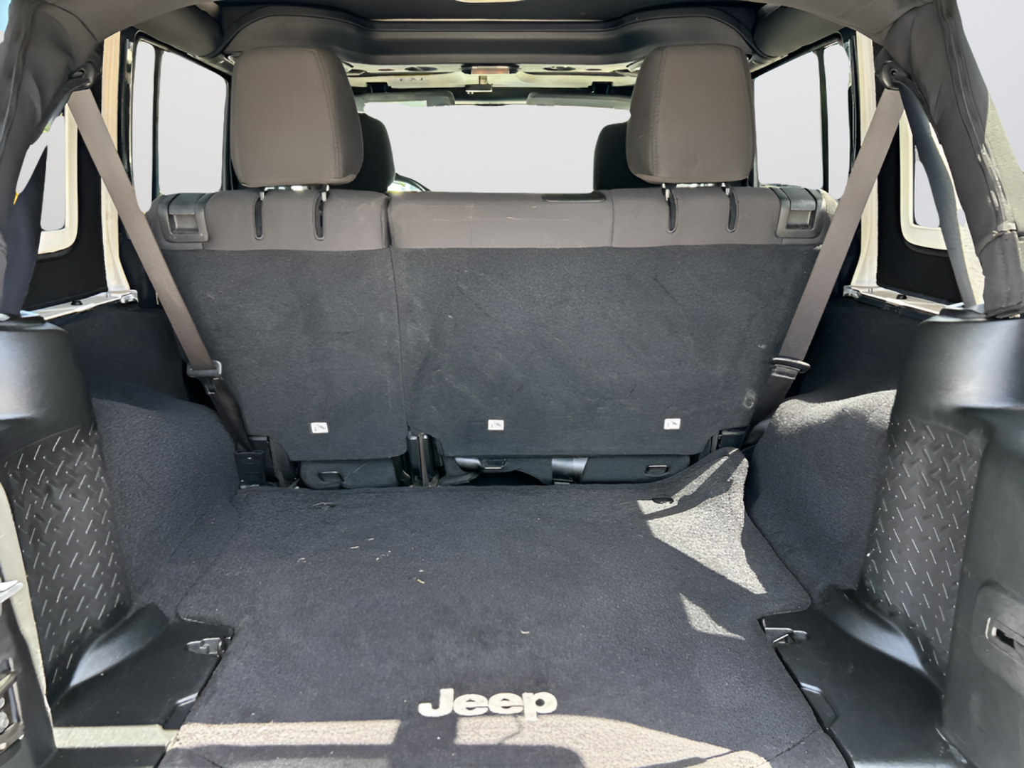 Used 2017 Black Jeep Unlimited Sport image 35