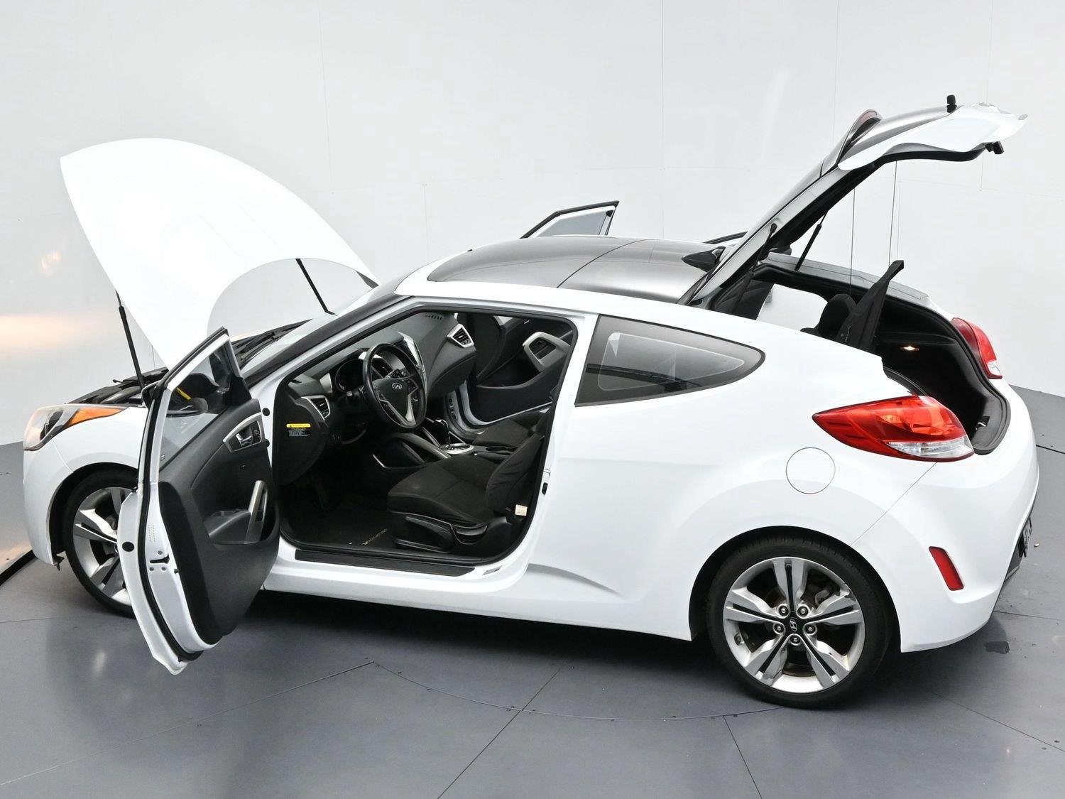 Used 2017 Century White Hyundai Value Edition image 39