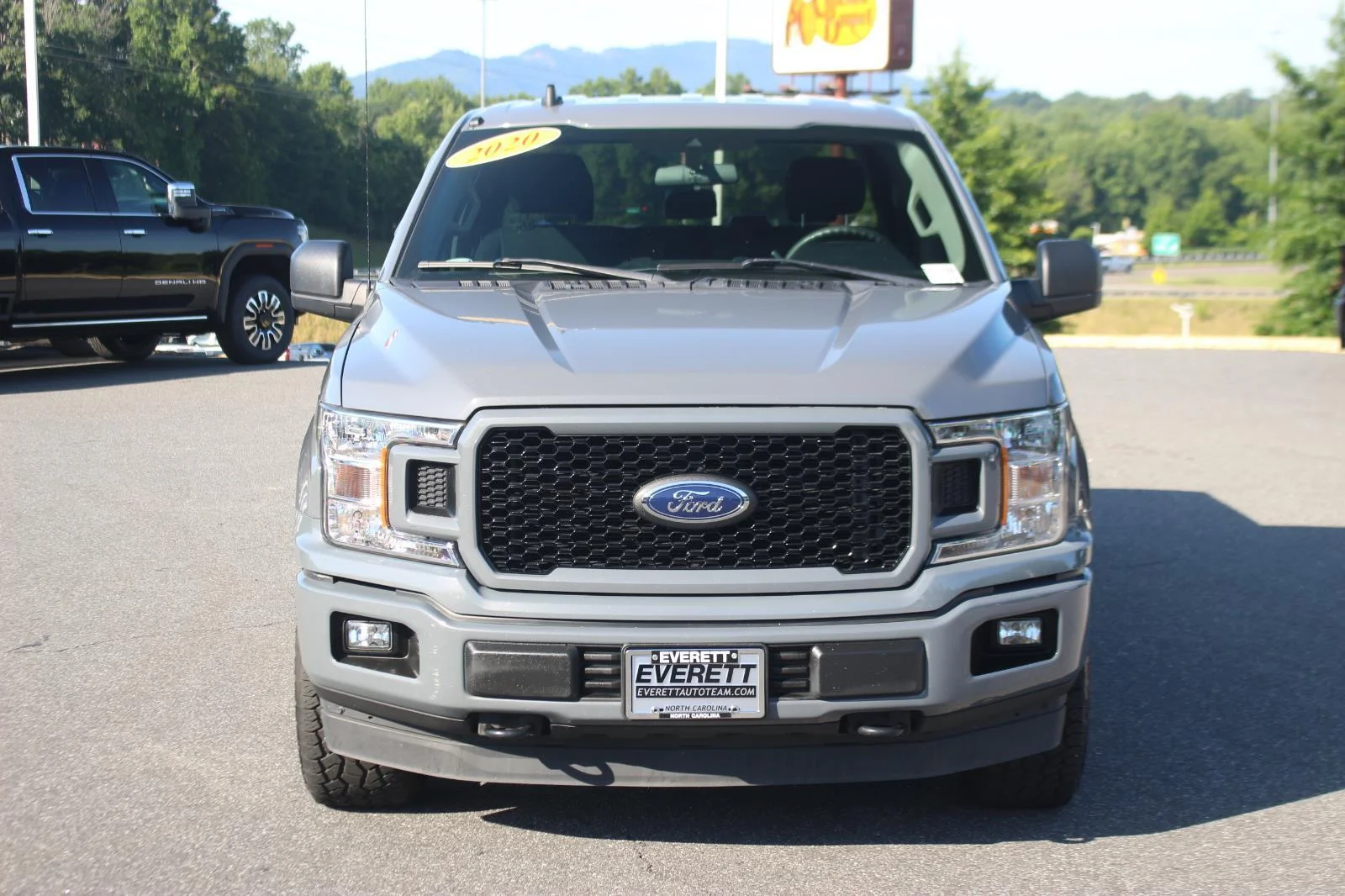 Used 2020 Grey Ford XL image 2