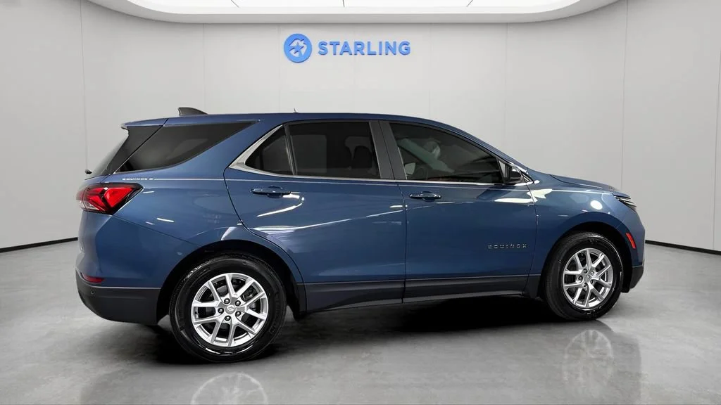Used 2024 Lakeshore Blue Metallic Chevrolet LT image 11