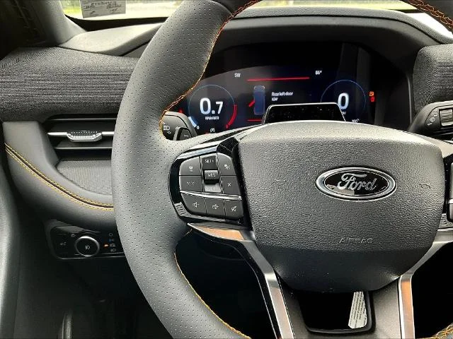 New 2026 Star White Metallic Tri-Coat Ford Tremor® image 53