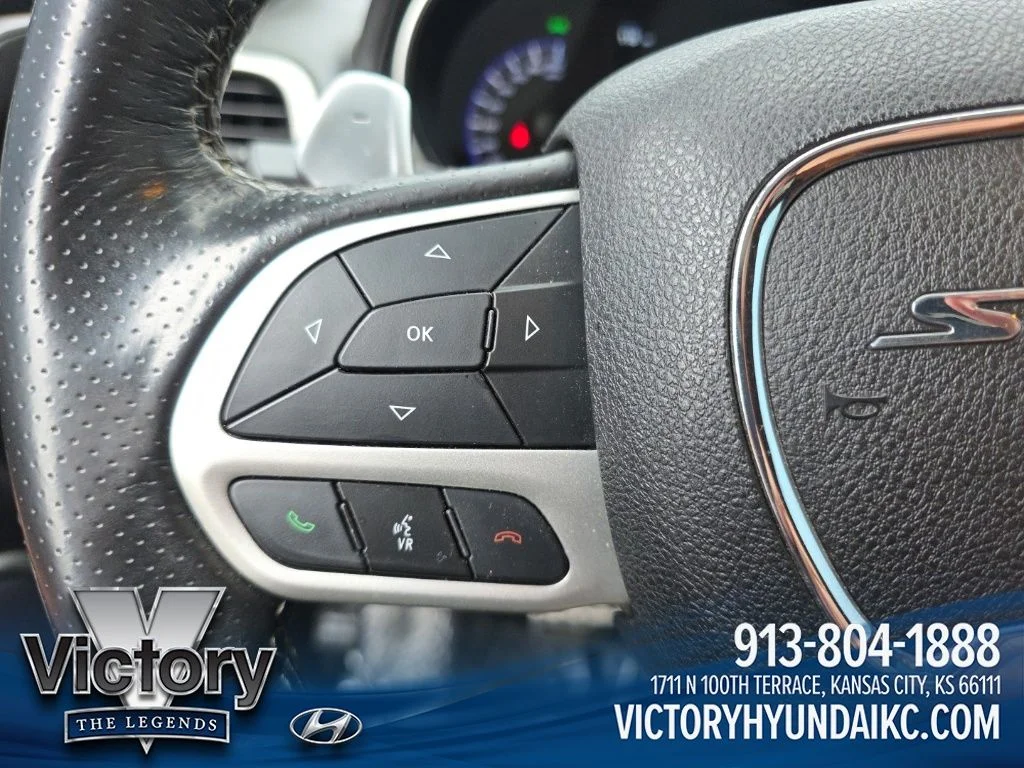 Used 2021 Silver Jeep Trackhawk image 19