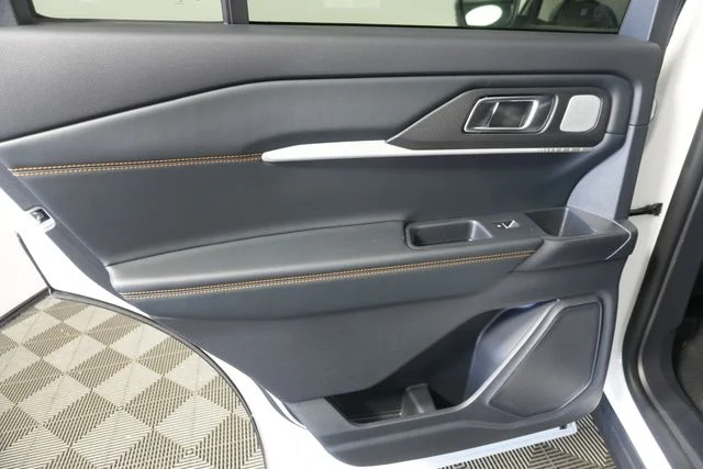 New 2026 Star White Metallic Tri-Coat Ford Tremor® image 27