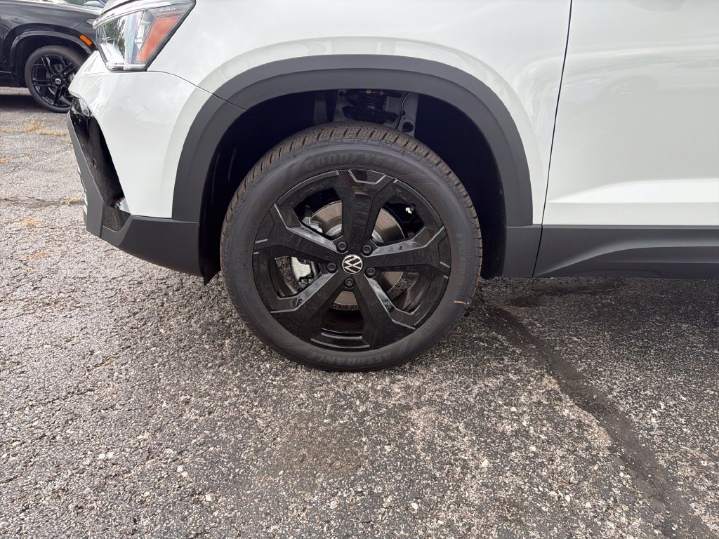 New 2027  Volkswagen 1.5T SE Black image 24