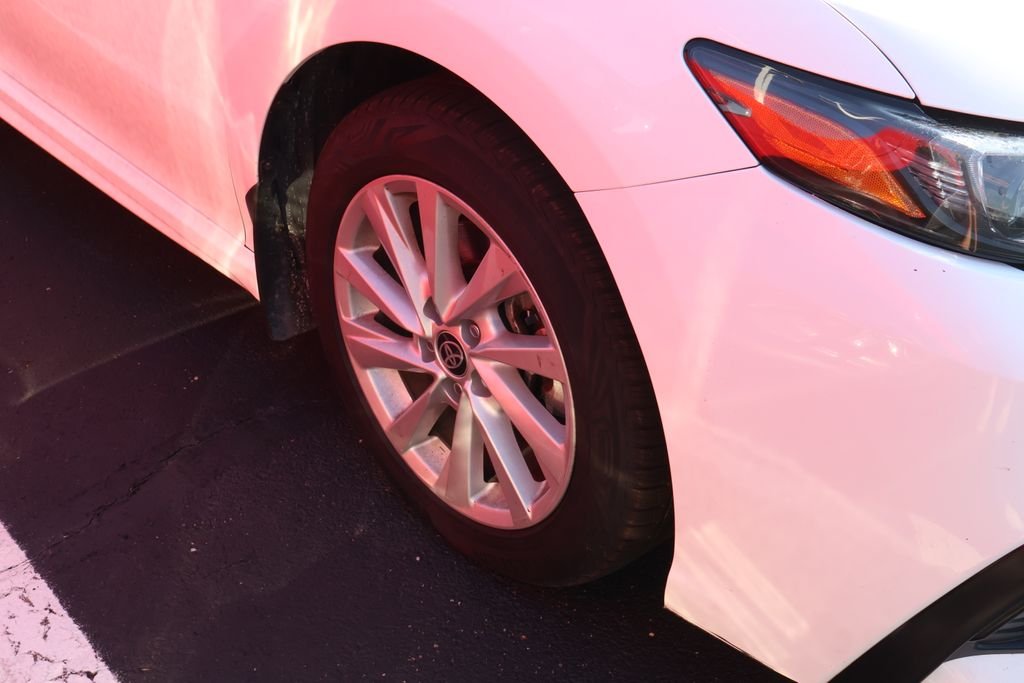 Used 2024 White Toyota SE image 5