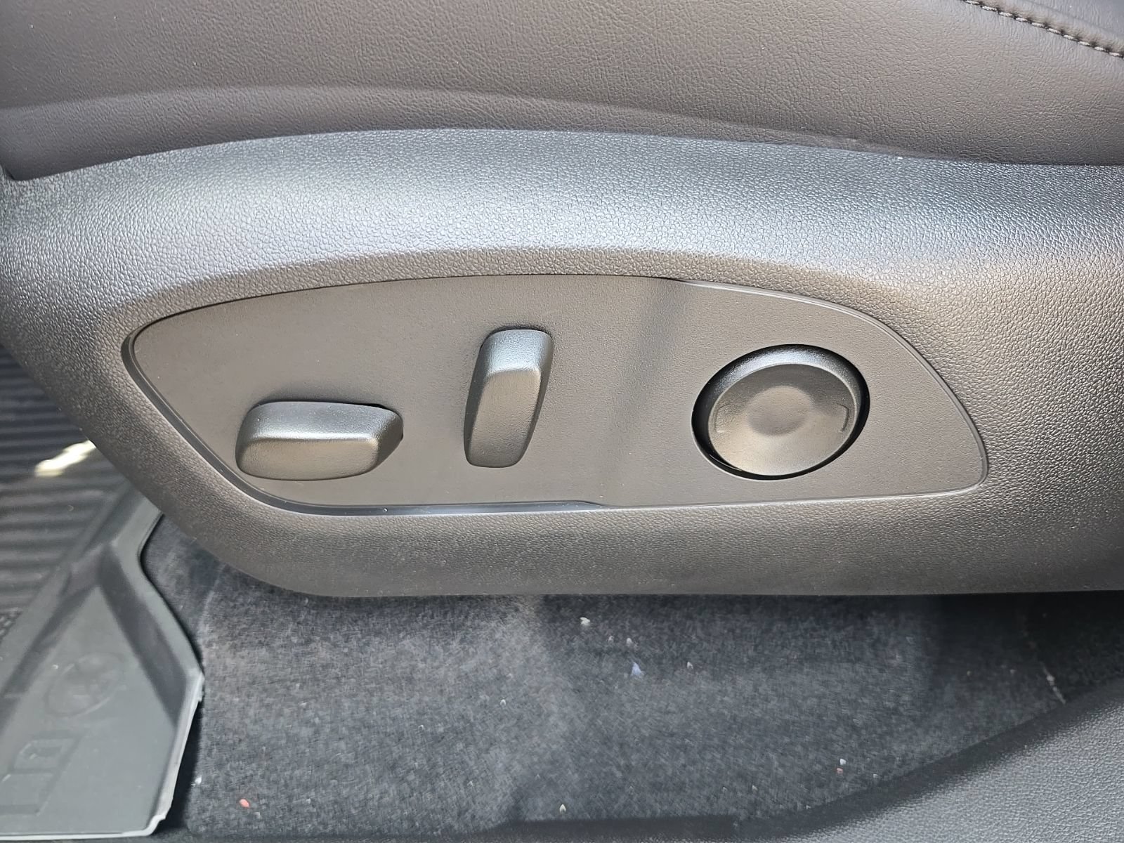 2026 GMC Acadia Elevation - Photo 27