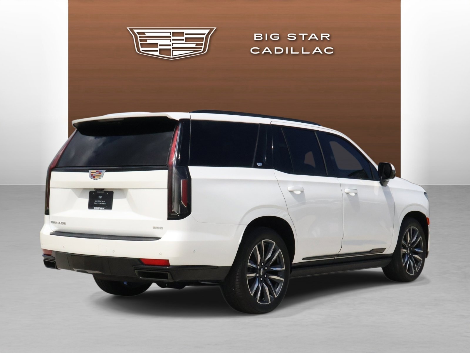 Used 2024 Crystal White Tricoat Cadillac Sport Platinum image 4