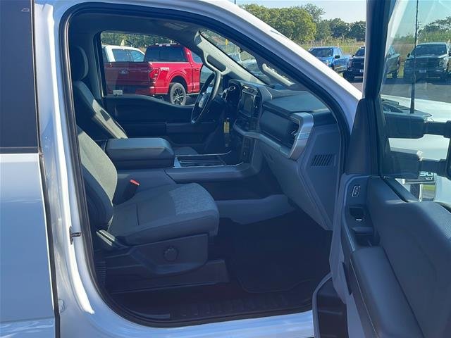 Certified Used 2022 Oxford White Ford XLT image 60
