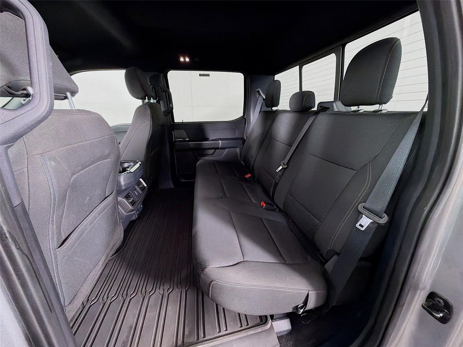 Used 2024 Iconic Silver Ford XLT image 20