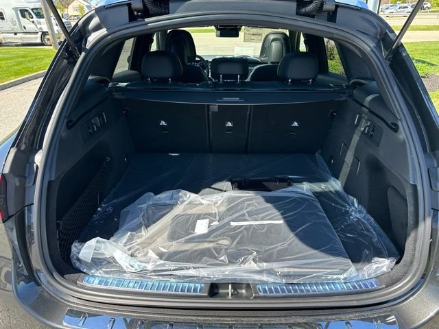Used 2026 Gray Mercedes-Benz GLC 300 image 34