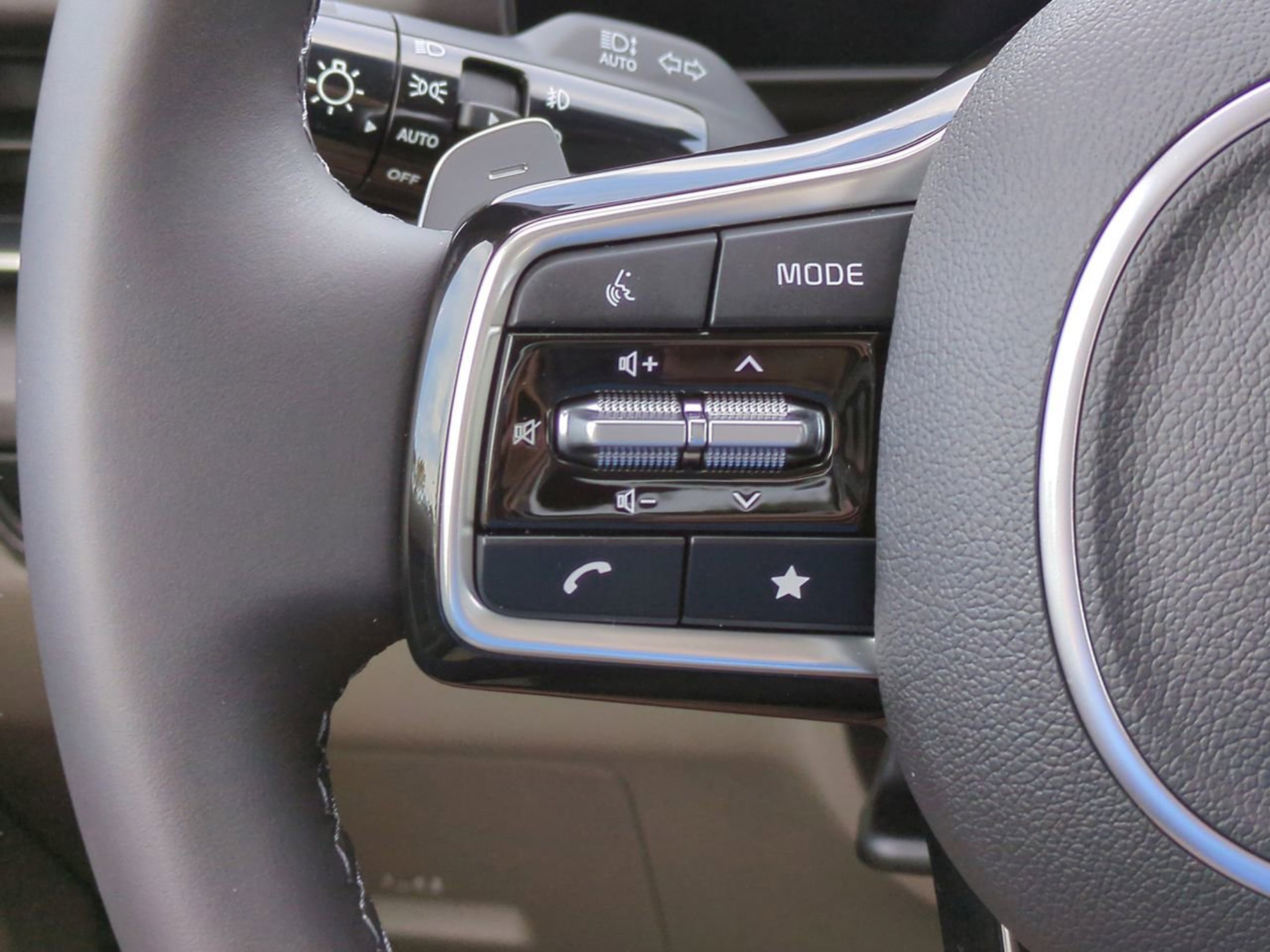 New 2026 Aurora Black Pearl Kia SX image 31