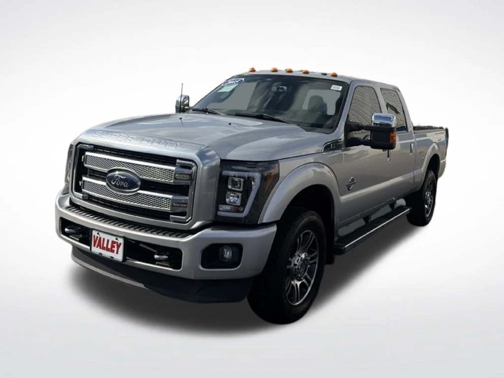 Used 2015 Ingot Silver Ford Lariat image 3