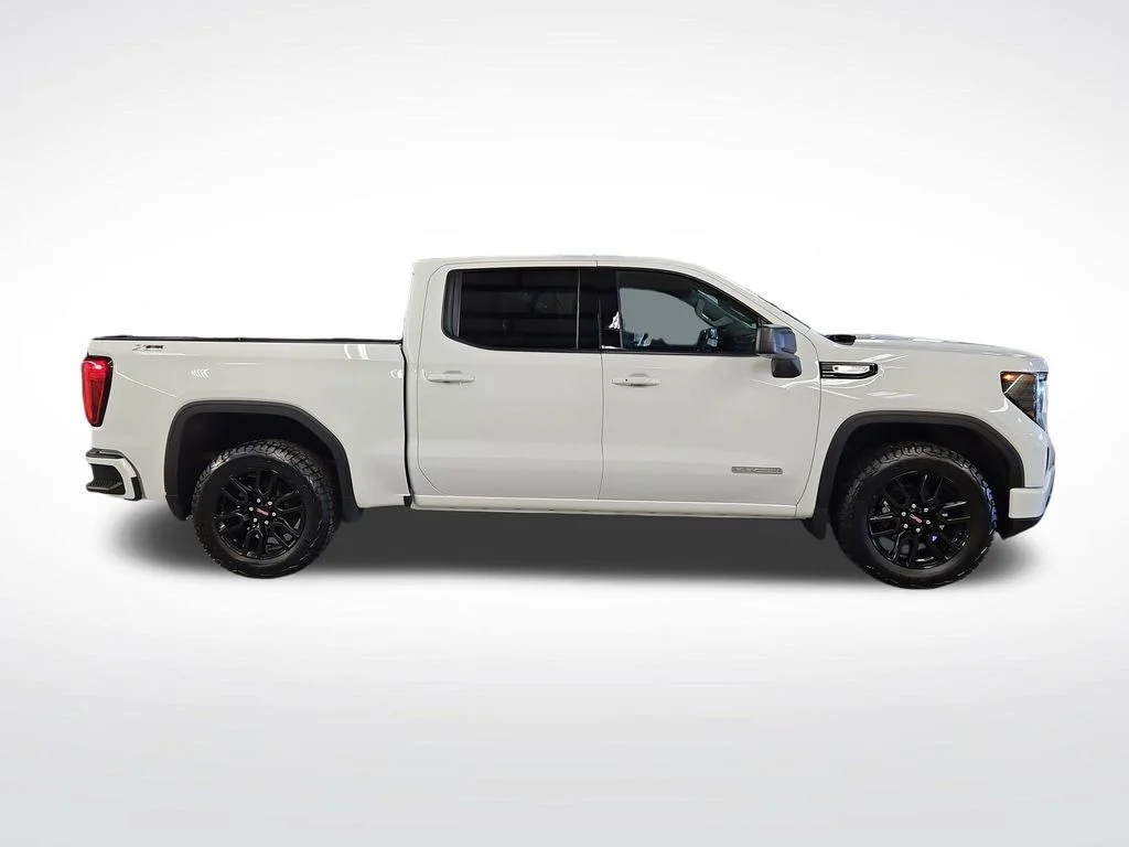 Used 2023 White GMC Elevation image 7