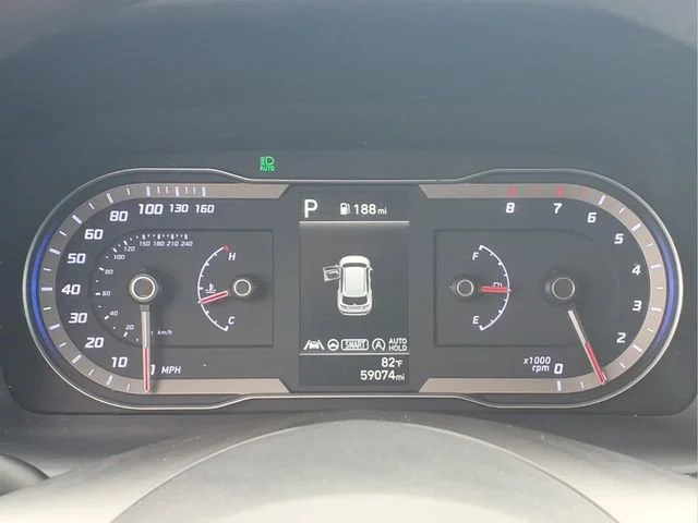Used 2024  Hyundai SEL image 11