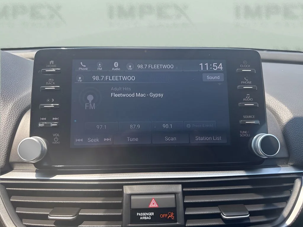 Used 2022  Honda Sport image 17