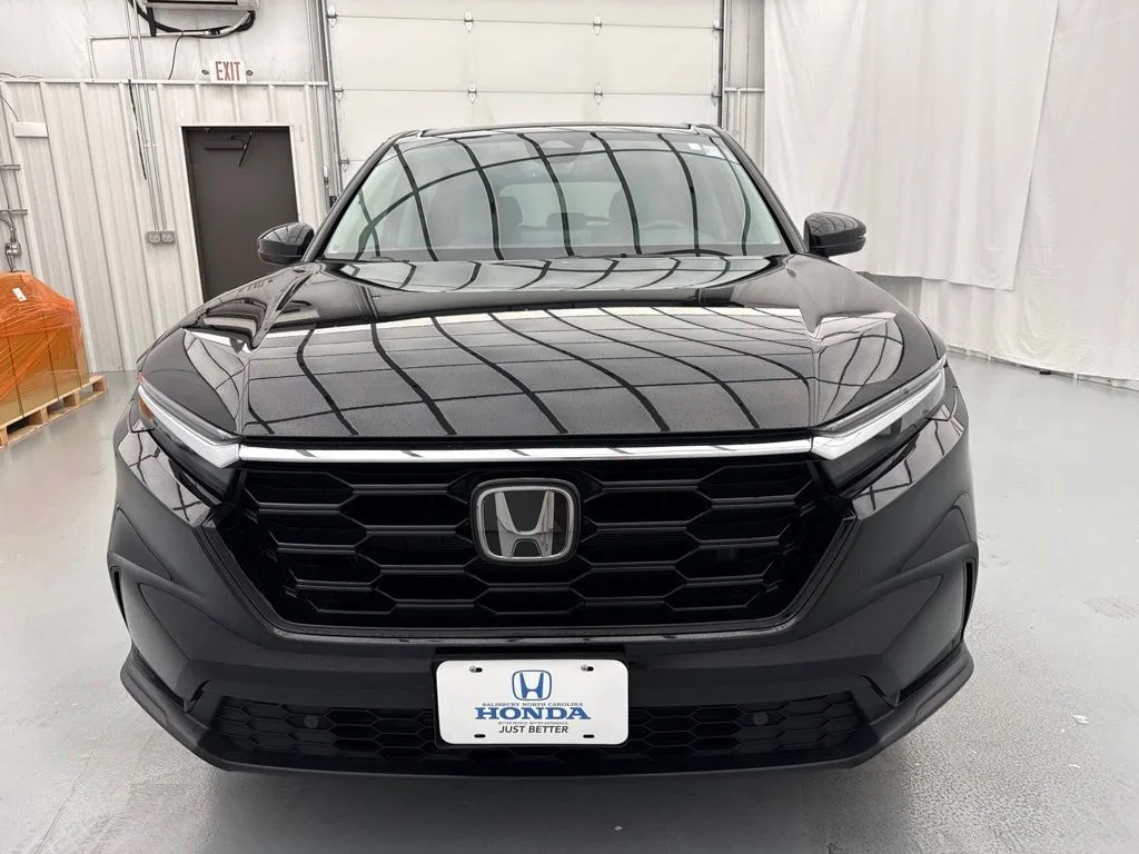 Used 2025 Silver Honda EX-L image 2