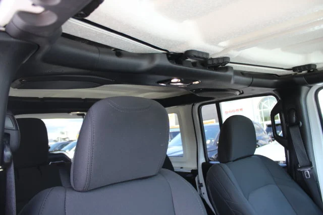 Used 2019 White Jeep Unlimited Sport S image 30