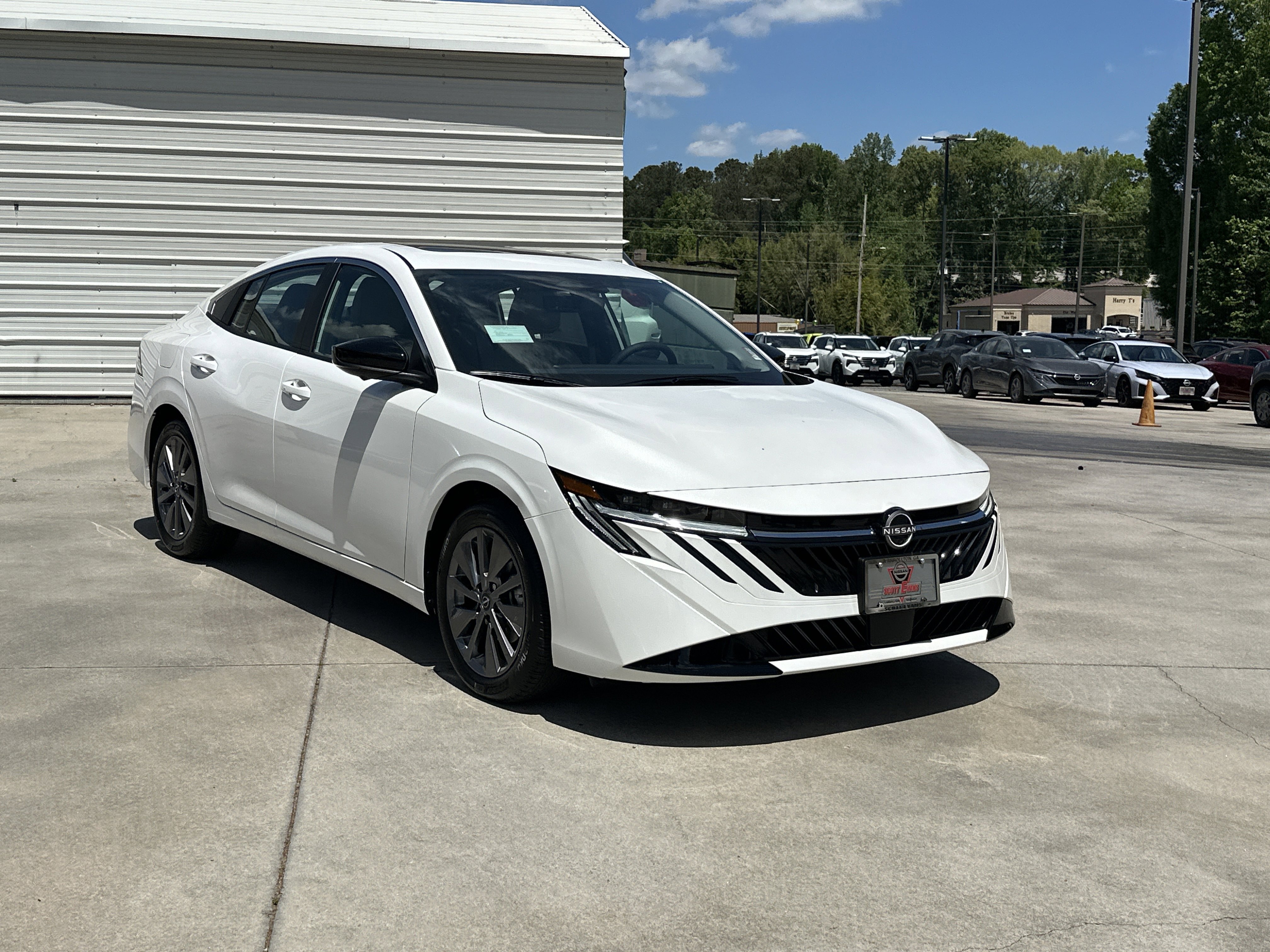 New 2026 Aspen White Tricoat Nissan SL image 2