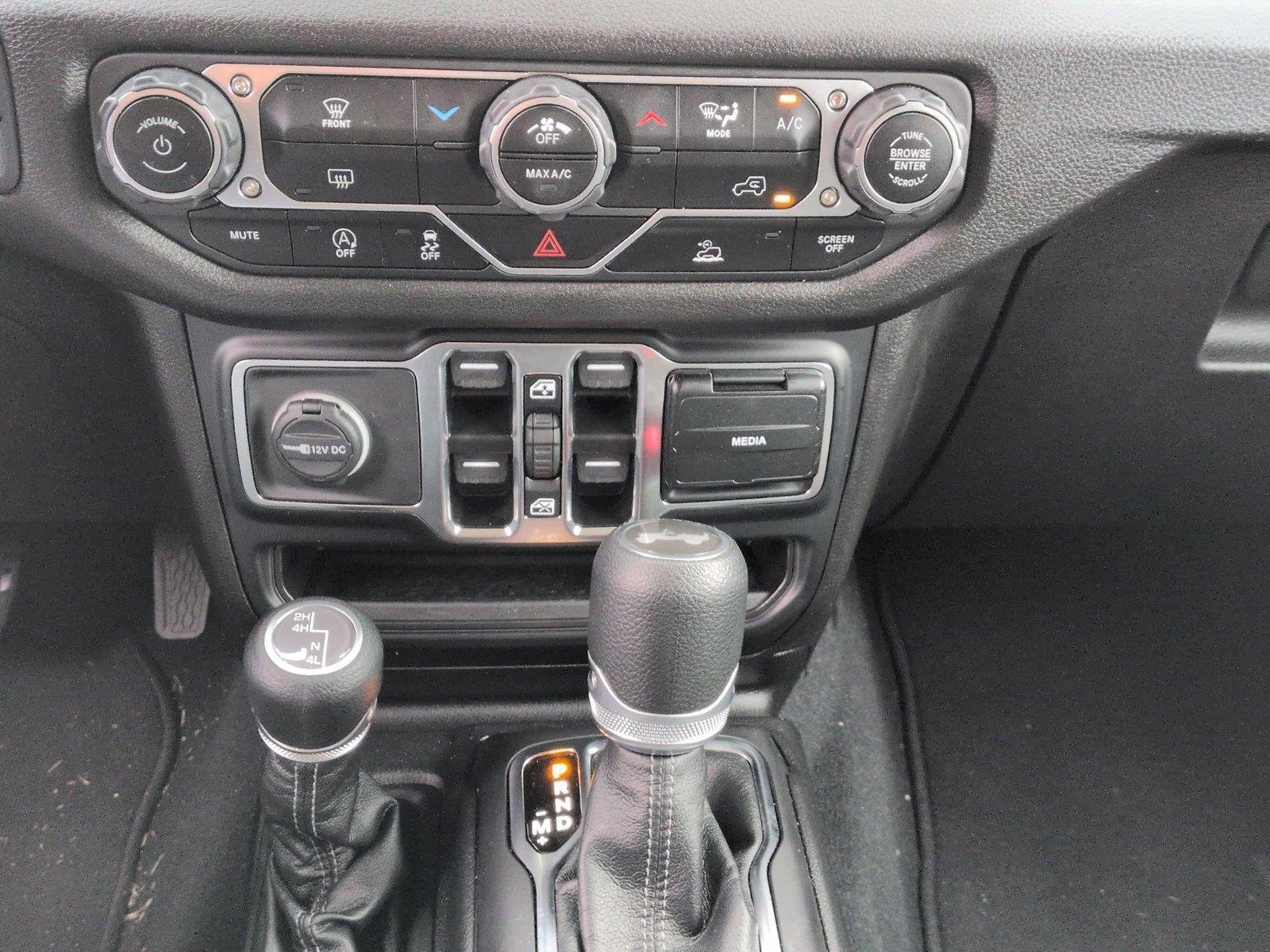 Used 2024 Black Clearcoat Jeep Sport S image 26