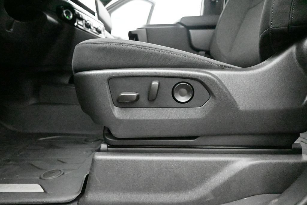 2026 GMC Sierra 3500HD SLE - Photo 12