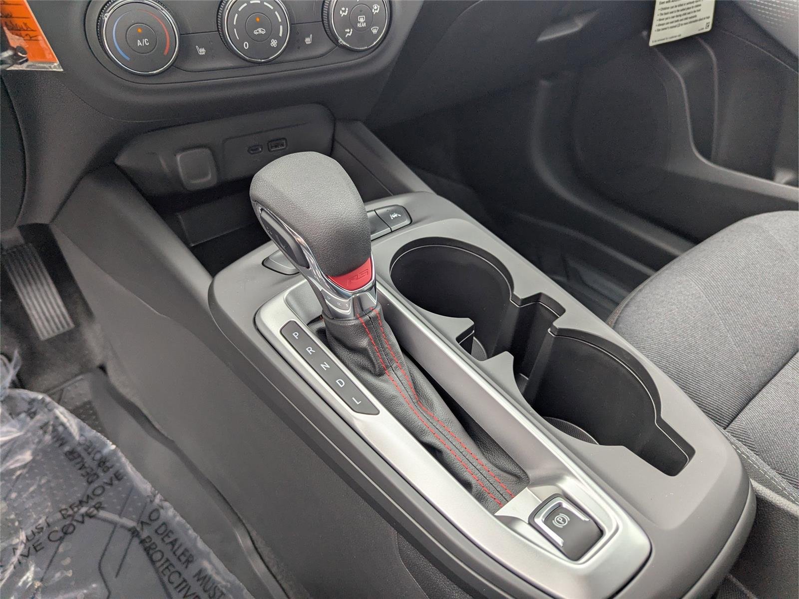 2026 Chevrolet Trax RS - Photo 16