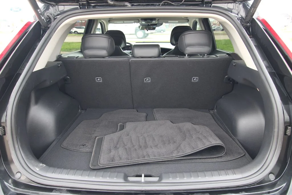 Used 2023 Black Kia Wind image 15