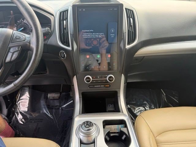 Used 2022 Silver Metallic Ford SEL image 16