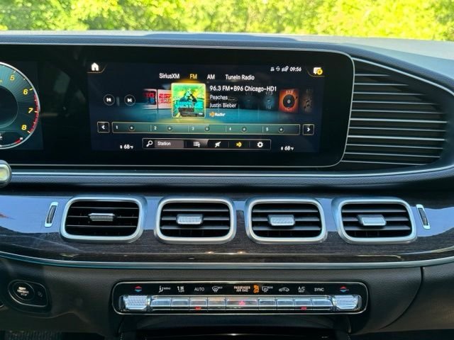 Used 2020 Black Mercedes-Benz GLE 350 image 26