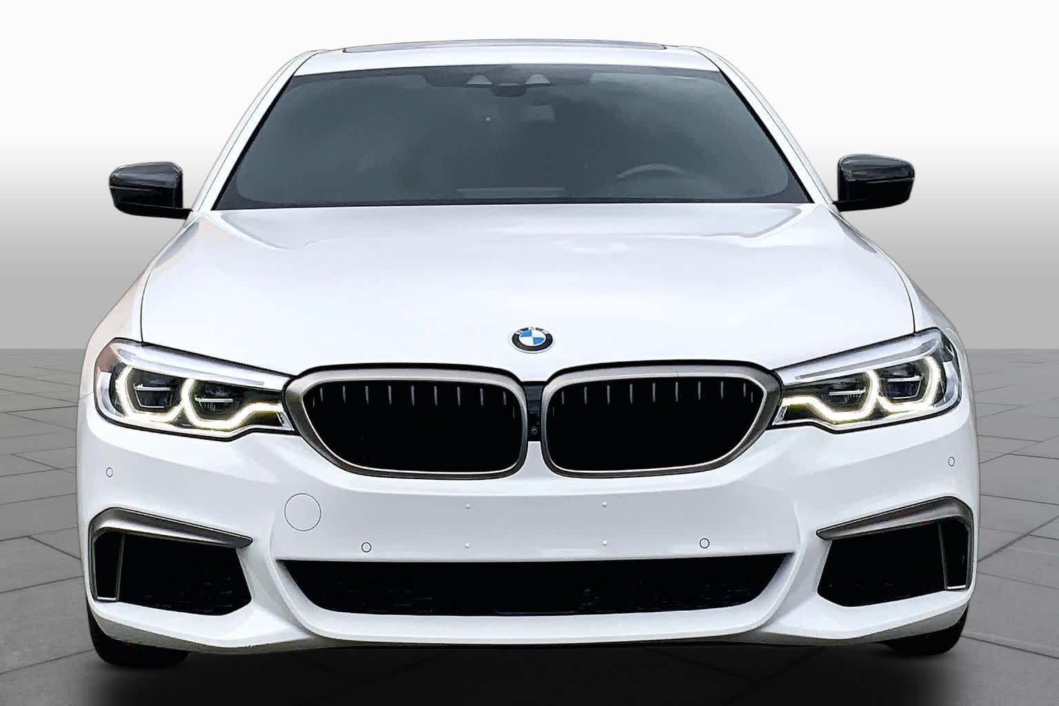 Used 2020 Alpine White BMW M550i xDrive image 3