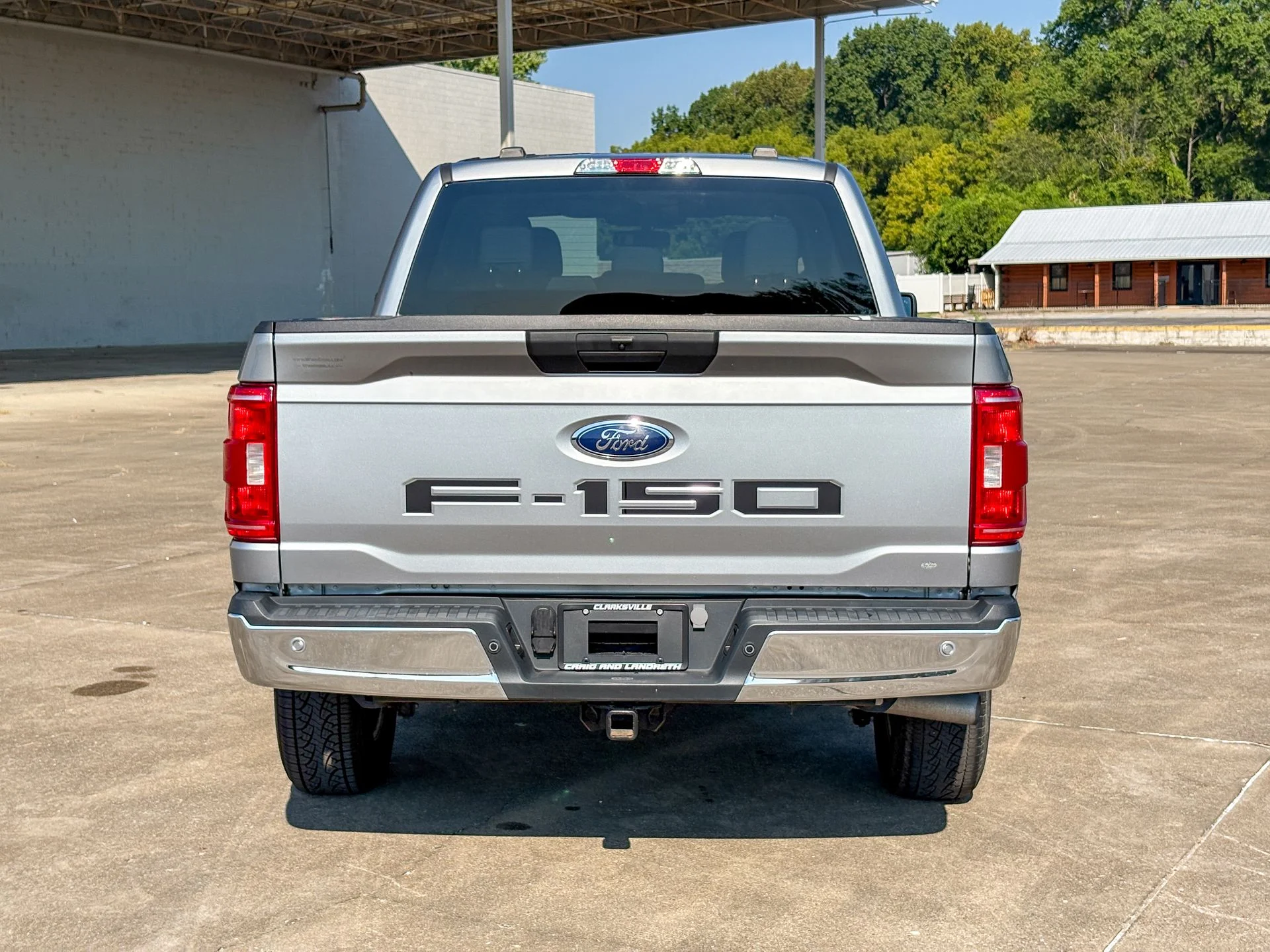 Used 2023 Silver Ford XLT image 10