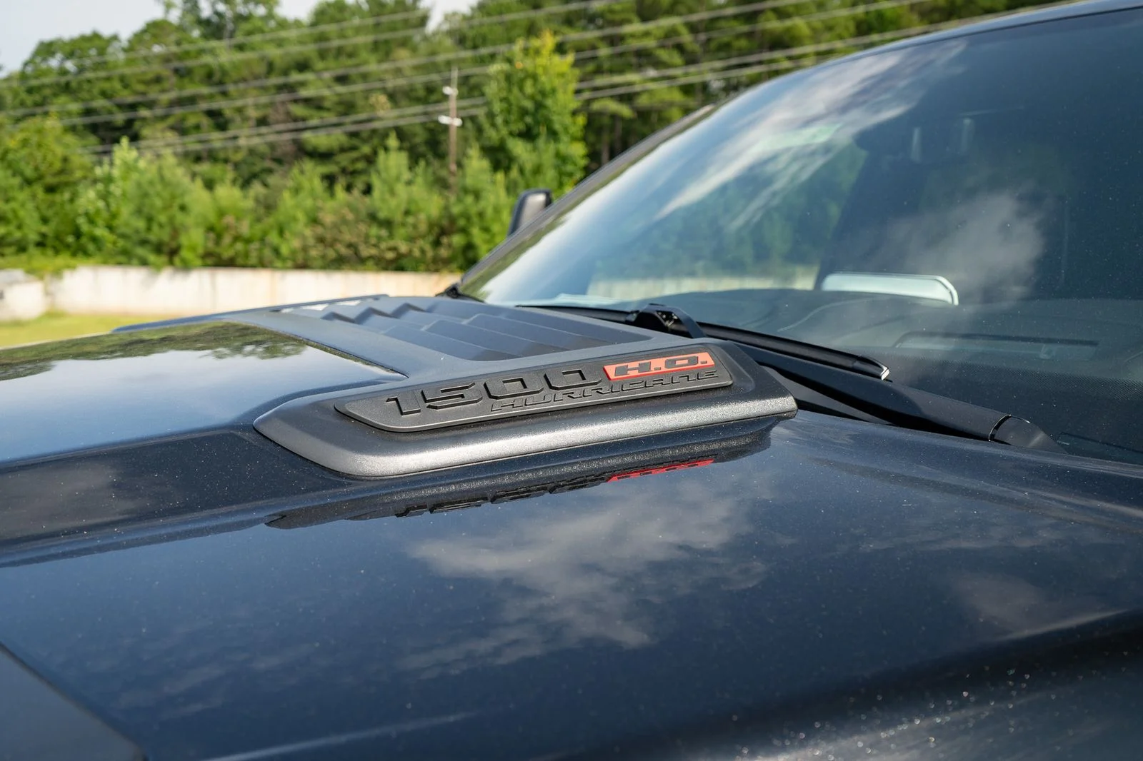 New 2026 Diamond Black Crystal Pearl-Coat Exterior Paint RAM Limited image 12