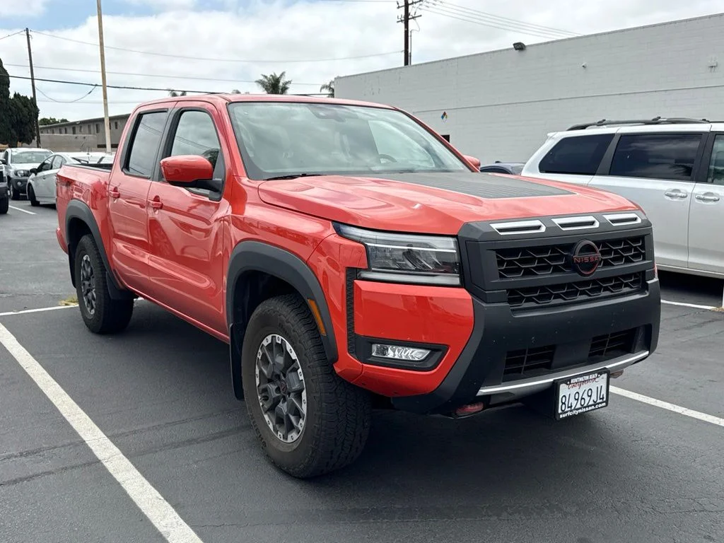 Used 2025 Orange Nissan PRO-4X image 3