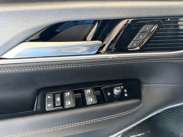 New 2026 Silver Zynith Jeep Limited Reserve image 17