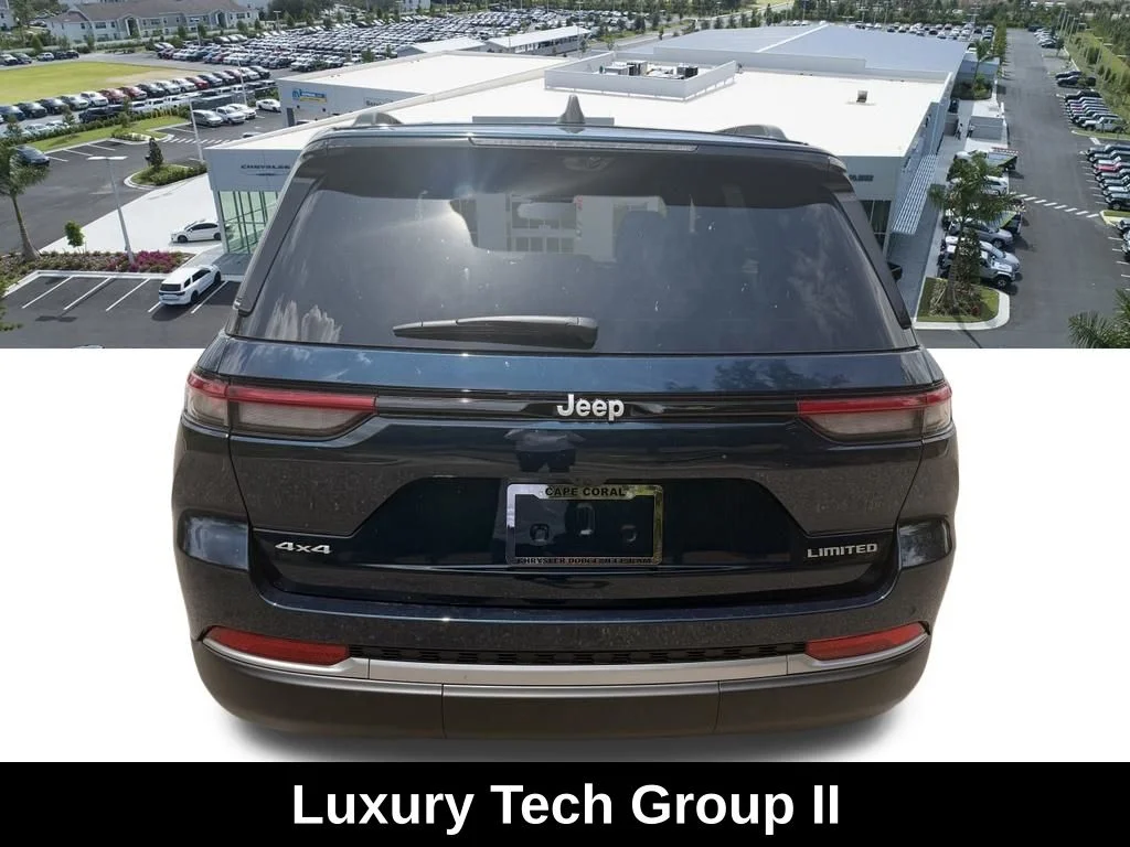 New 2026 Fathom Blue Pearl-Coat Exterior Paint Jeep Limited image 5
