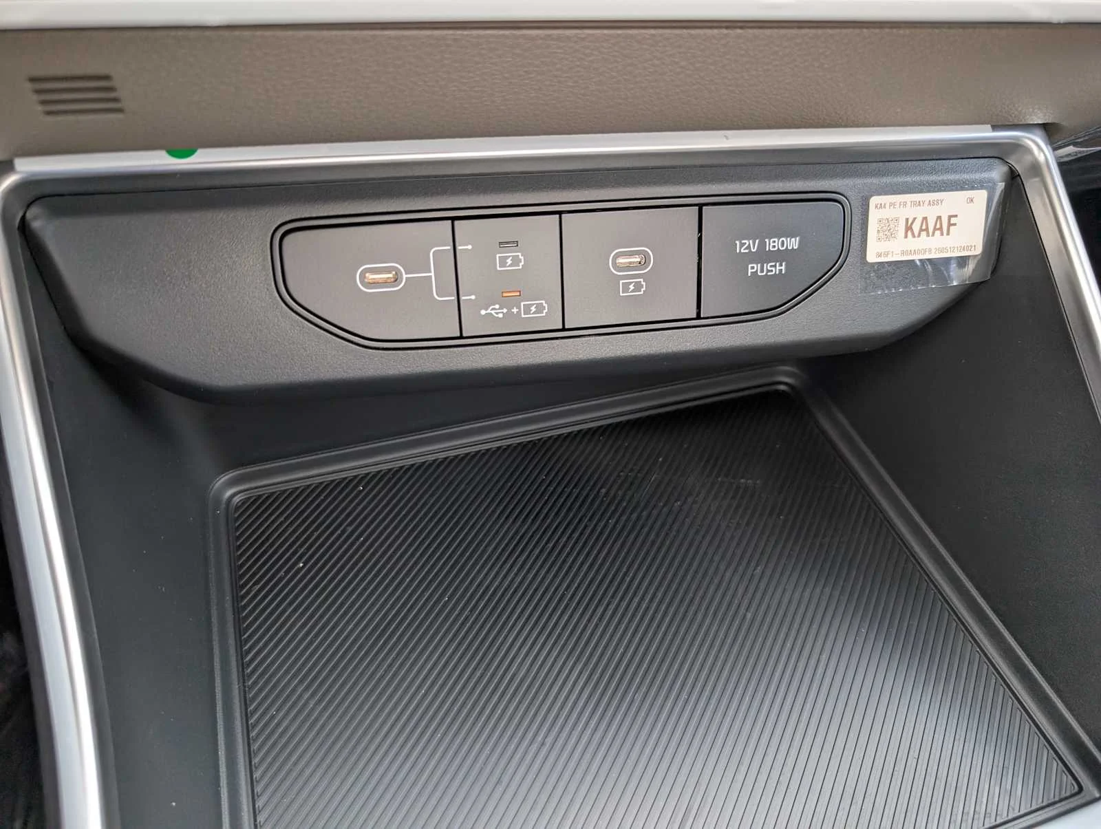 New 2027 Ceramic Silver Kia LXS image 27