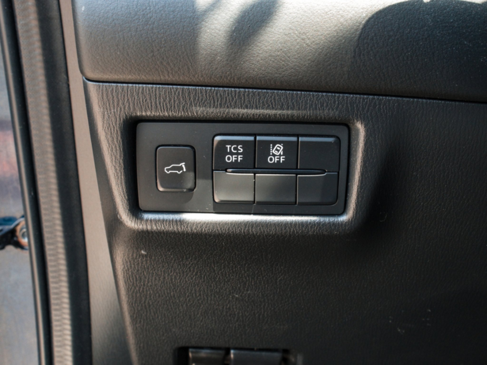 Used 2019 Deep Crystal Blue Mica Mazda Touring image 15