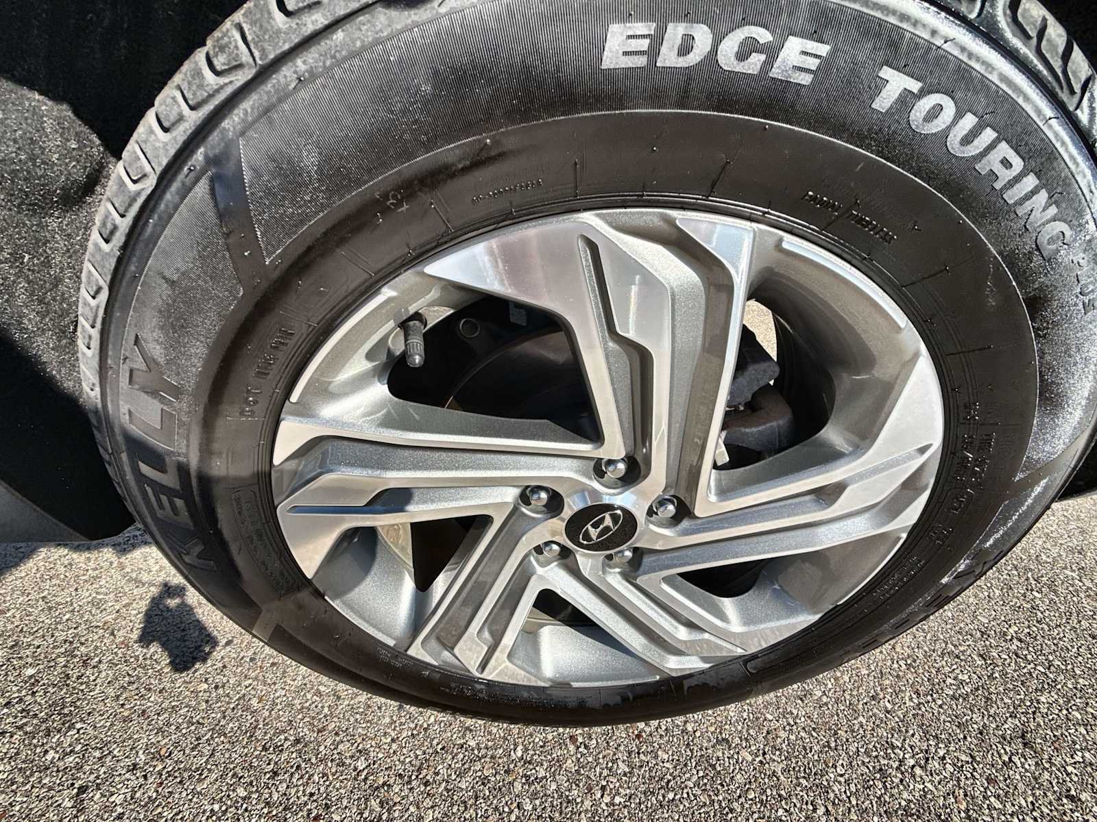Used 2022 White Hyundai SEL image 31