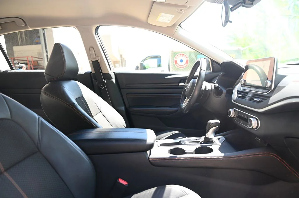 2022 Nissan Altima SR - Photo 22