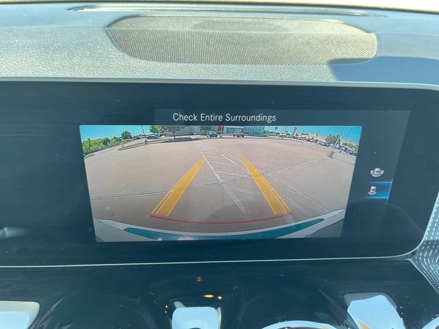 Used 2020  Mercedes-Benz GLB 250 image 9