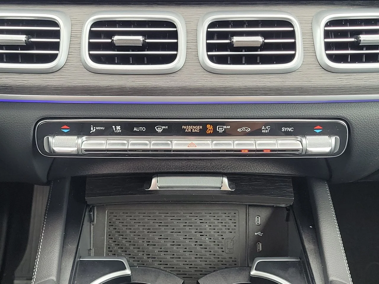 Certified Used 2026 Black Mercedes-Benz GLE 350 image 21