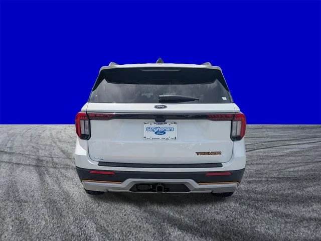 New 2026 Star White Metallic Tri-Coat Ford Tremor® image 5
