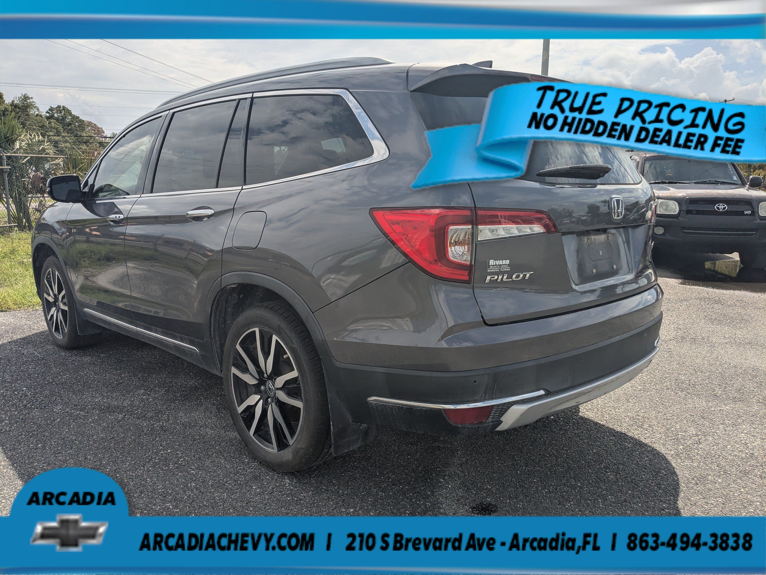 Used 2019 Gray Honda Touring 7-Passenger image 5