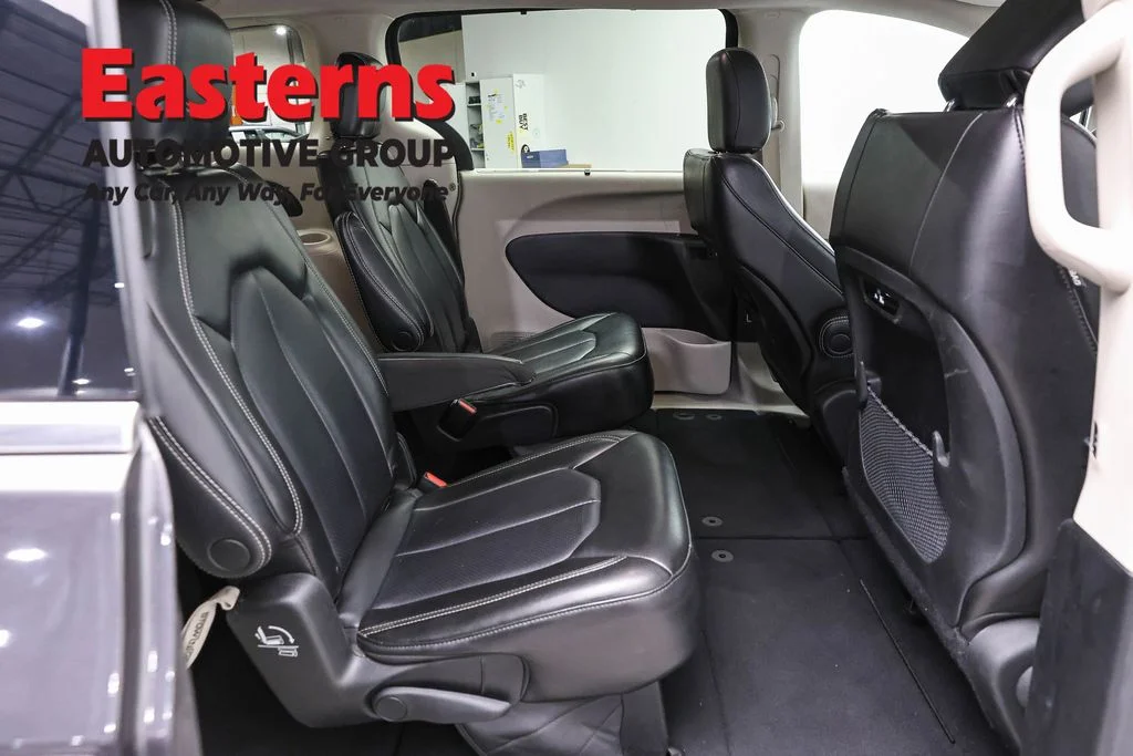 Used 2023 Gray Chrysler Touring L image 24