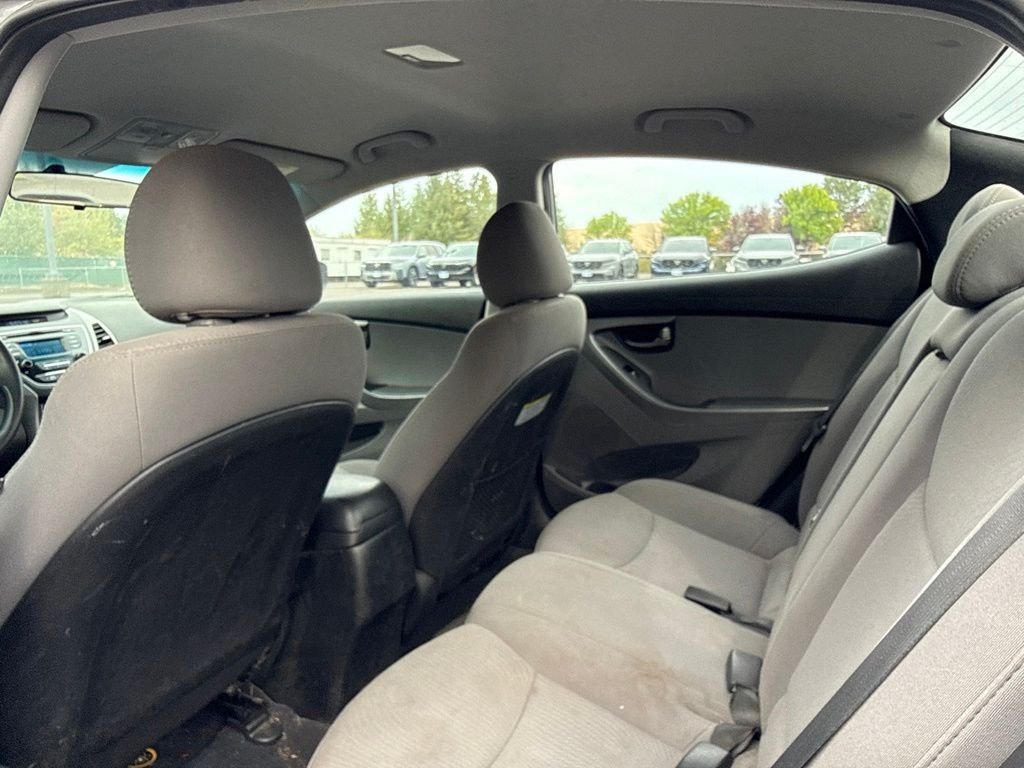 Used 2016 Shale Gray Metallic Hyundai SE image 14