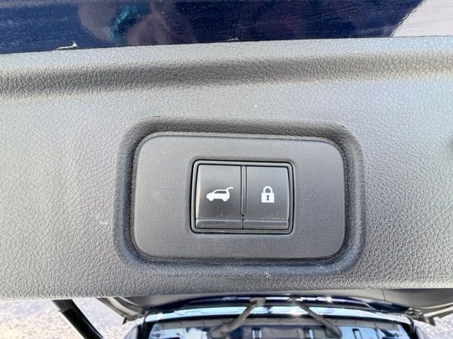 2022 Nissan Pathfinder SV - Photo 40